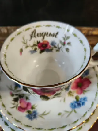 Tazza Royal Albert doppio piattino
