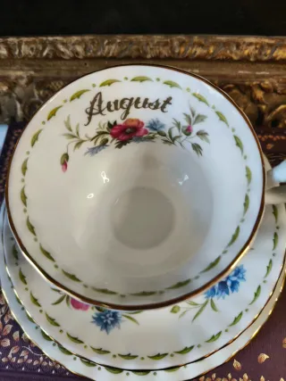 Tazza Royal Albert doppio piattino