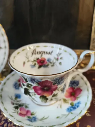 Tazza Royal Albert doppio piattino