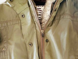 Parka Mango Verde Militar con Capucha