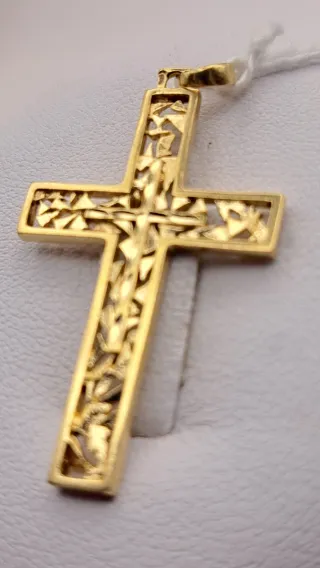 Cruz de oro 18k