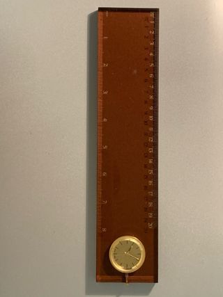Reloj de escritorio dorado Swiss Hong Kong