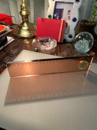 Reloj de escritorio dorado Swiss Hong Kong