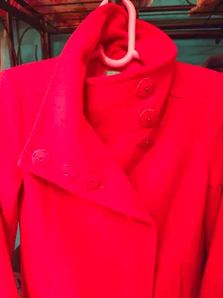 Abrigo Rojo Benetton