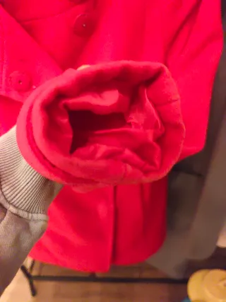 Abrigo Rojo Benetton