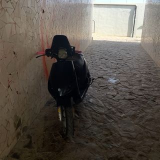 Piaggio Zip 4T Scooter