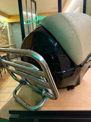 Cajón, parrilla y deflector de viento vespa