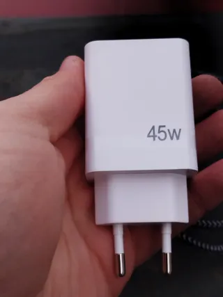 iPhone 11 Negro 64 GB + Cargador 47W+ Funda