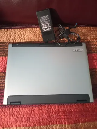 Portátil Acer Aspire 5610