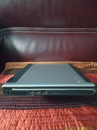 Portátil Acer Aspire 5610