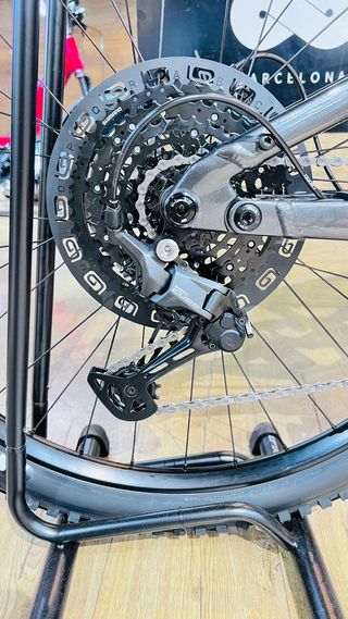 Bicicleta Eléctrica Focus Thron2 6.6 T-L