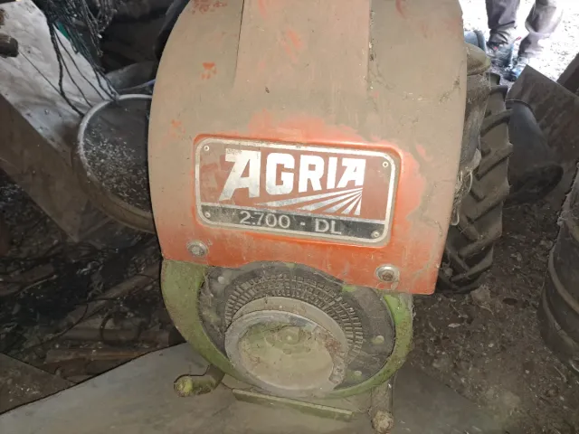 Tractor Mula Agria 2700