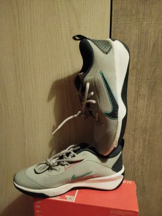 Zapatillas Nike Gris/Teal Talla 36