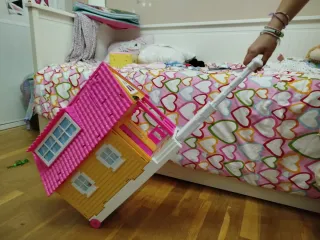 Casita Amicicci con accesorios.