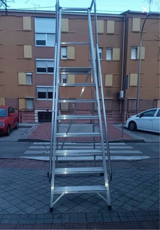 Escalera de aluminio profesional