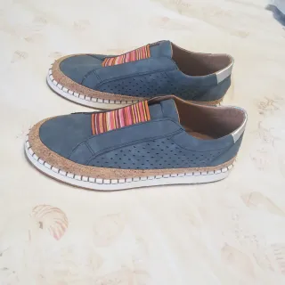 Zapatillas azules T.41 sin cordones con goma