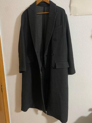 Abrigo largo oversize Zara ZW Collection