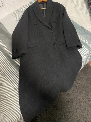 Abrigo largo oversize Zara ZW Collection