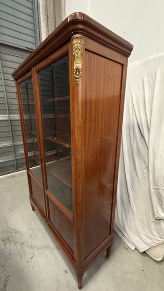 Mueble vitrina madera restaurada Escritorio Mesa