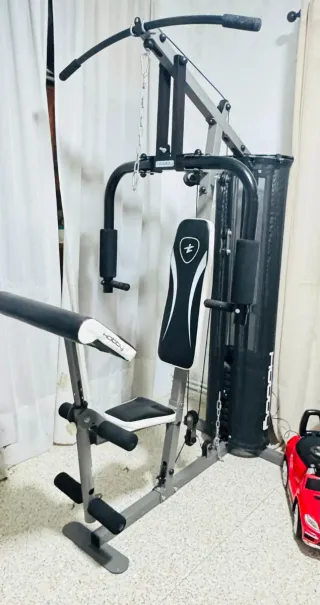 Equipo de gimnasio completo en GRANADA