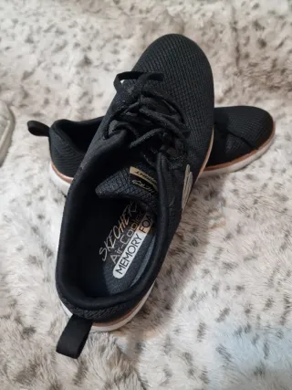 Zapatillas Skechers Talla 38 Negro/Dorado