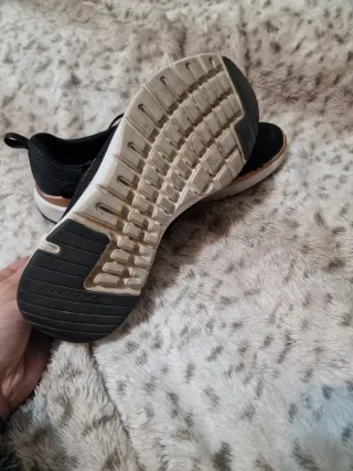 Zapatillas Skechers Talla 38 Negro/Dorado