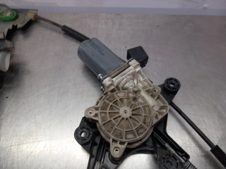 ELEVALUNAS DELANTERO IZQUIERDO MERCEDES-BENZ VITO