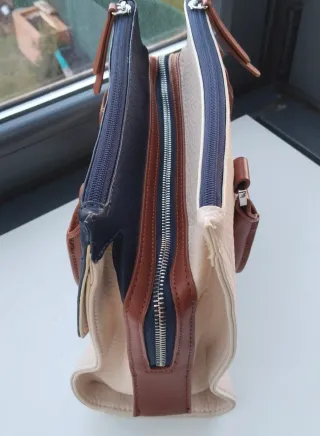 Bolso Fiorelli Beige y Azul