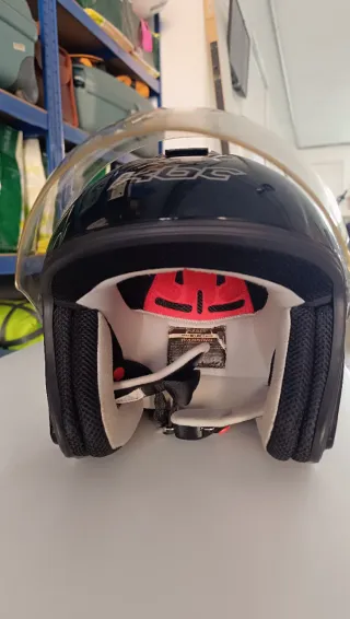 Cascos y cazadoras moto