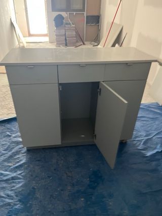 Muebles bajos de cocina piedra y madera