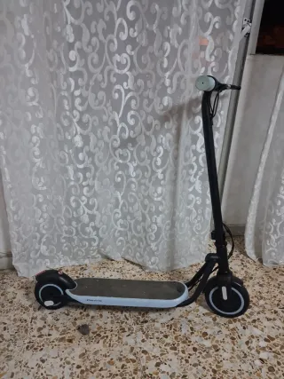 Patinete eléctrico infantil