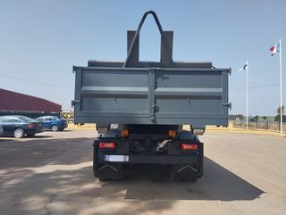 Volvo FM 420-CAMIONES GANCHO CON GRUA