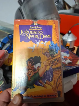 Lote VHS: Rey León, Jorobado, Aristogatos