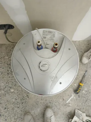 Calentador de agua Cointra