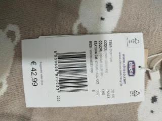 Conjunto bebé punto oso marca Chicco, con etiqueta