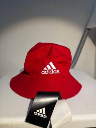 Gorro Pesquero Adidas Rojo