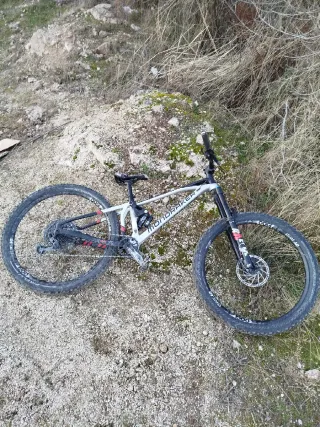 Mondraker Superfoxy Enduro 29