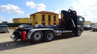 MAN TGS 26 440-CAMIONES GANCHO CON GRUA