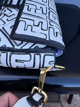 Bolso Fendi Negro y Blanco