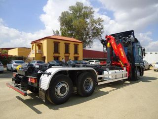 Mercedes ACTROS 2544-CAMIONES GRUA CON GANCHO
