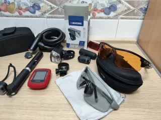 Kit Ciclismo Casco, Luces, Candado y Más