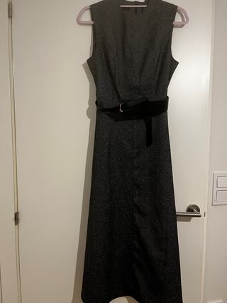 Vestido jaspeado gris Zara con cinturón