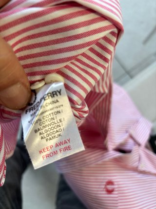 Camisa Fred Perry Rayas casi nueva