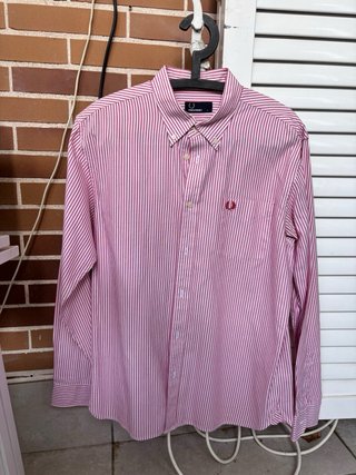 Camisa Fred Perry Rayas casi nueva