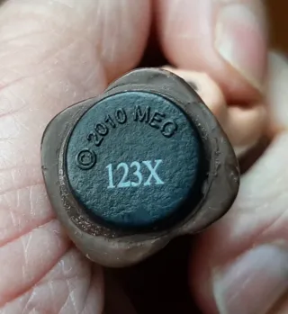 LOTE 6 FIGURAS VARIAS DE PLÁSTICO DURO Y GOMA