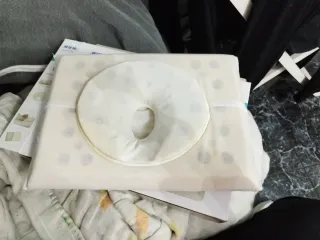 Cojín anti ahogo Jané ergonómico( tiene manchas)