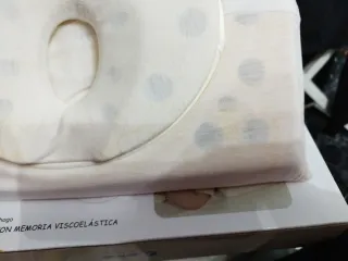 Cojín anti ahogo Jané ergonómico( tiene manchas)