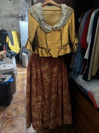 Traje Fallera 2 cuerpos dorado