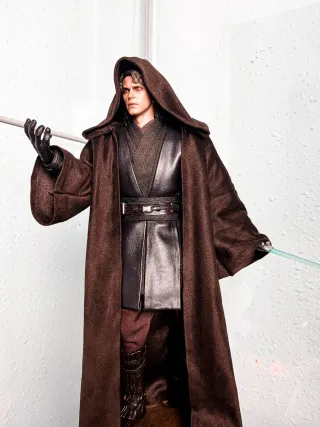 Hot Toys Anakin Skywalker MMS486 (Dark Side)
