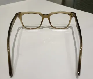 Gafas de óptica marrones